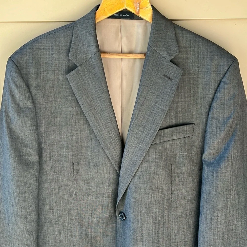 Lauren Ralph Lauren Men’s 42R 100% Wool Blazer. Sports Coat Like New Warm Gray.
